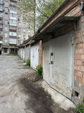 Сдам в аренду гараж 20 кв.м с ямой в гаражном кооперативе. Центр - фото 1