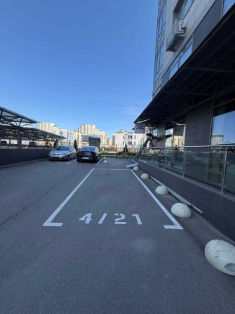 Без %! Оренда шикарного великого паркомісця в ЖК Рівер Стоун, River Stone - фото 1