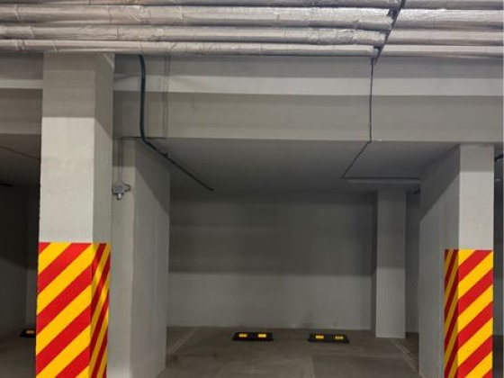 Сдается большое паркоместо в ЖК «Новый  Автограф»