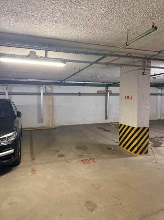 Аренда паркоместа, Бажана 16-А, 5000грн/мес. - фото 1