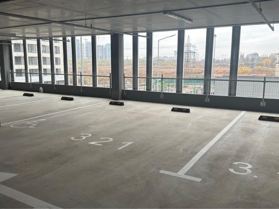 Паркомісце/паркінг ЖК Варшавський + / Варшавский 3.