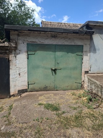 Продам гараж 3×5,5 - фото 1