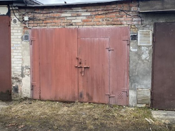 Продам цегляний гараж з ямою Луцк