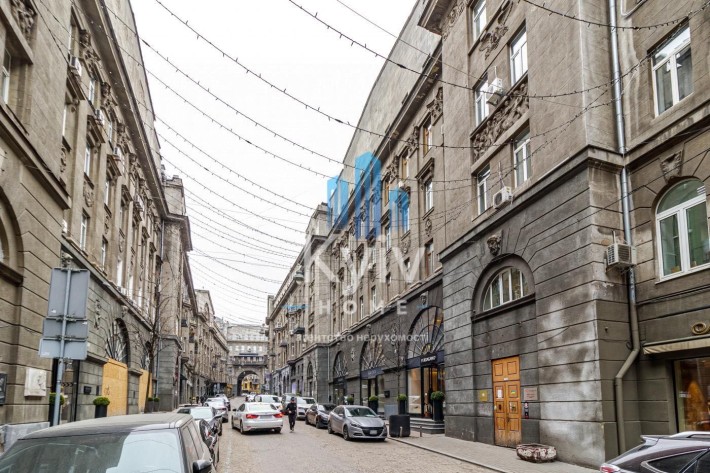 Продаж 2-кімнатної квартири на Хрещатику/ Пасаж/ Шоурум/72 м2/ Київ - фото 1