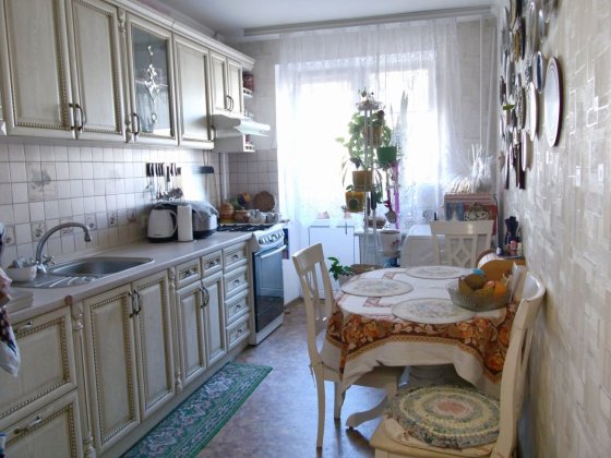 Продам 4-х  П'ятницька 49, центр Чернігів