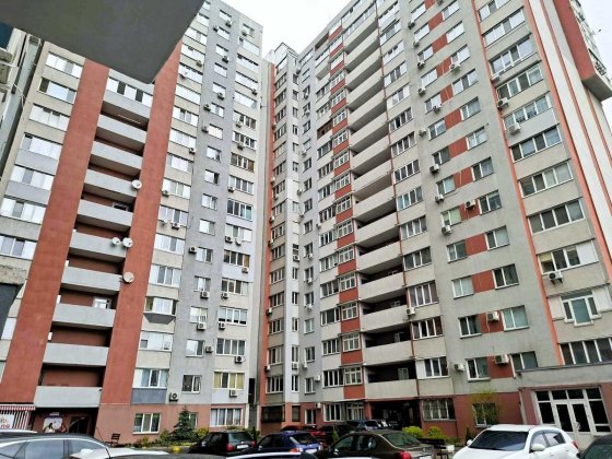 Продаж квартири 75м2 в центрі з ремонтом Черкассы