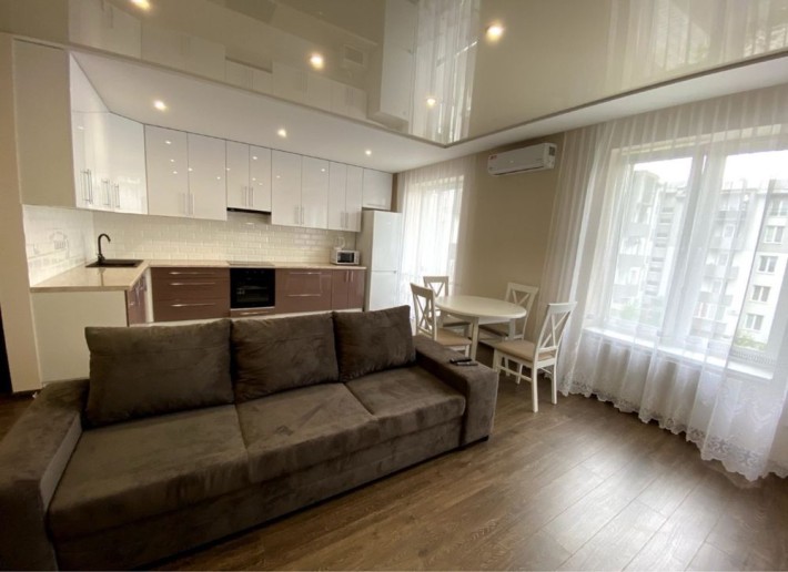 Продаж 2кім вул Гвардійська - фото 1