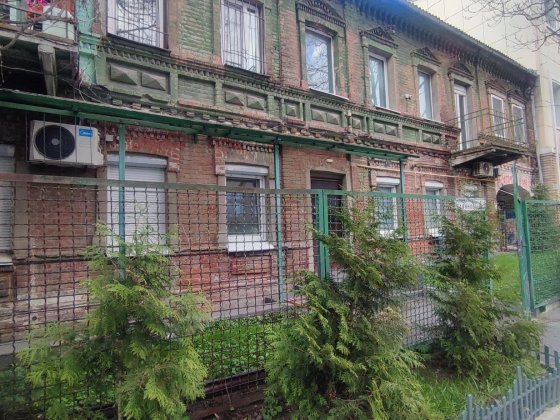 Продам 2 ком.в р-не пр.О.Поля Дніпро