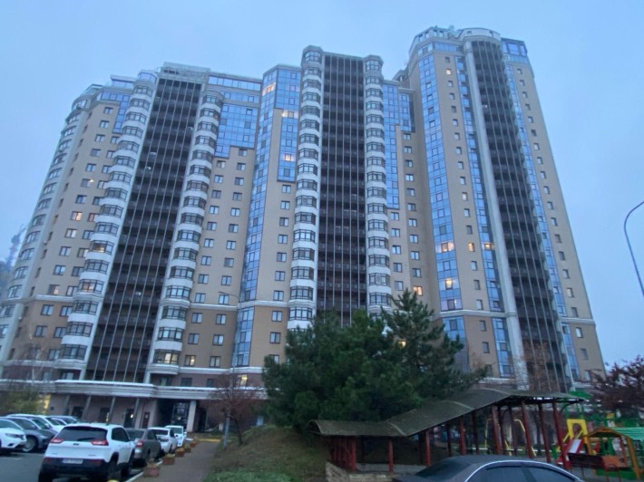 Продаж двокімнатної квартири БЕЗ КОМІСІЇ , вул. Дегтярівська 25а, євроремонт - фото 1