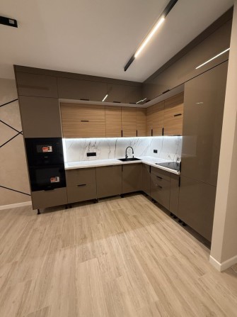 Продам півторакімнатну квартиру в ЖК Вест Таверс - фото 1