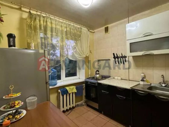 2 кімн. квартира , 2 поверх з ремонтом  24 000$ Дніпро