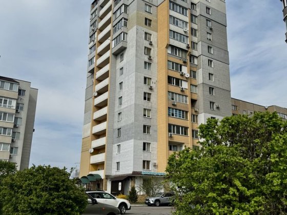 Продам 3-кімнатну квартиру на Митниці Черкассы
