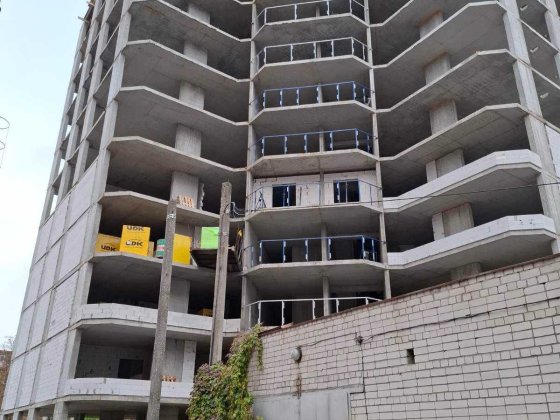 Центр , р-н Драмтеатра, продажа,  1 комнатная 48м2,  14/17 к Черкассы