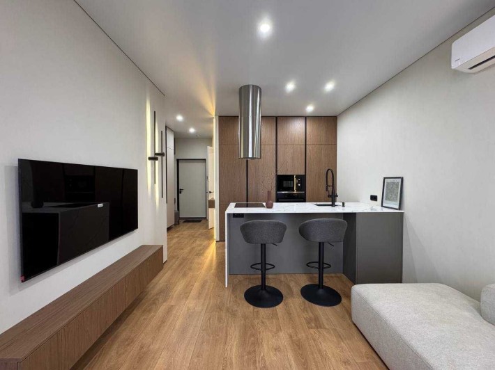 Продам 1к. з Новим ремонтом, ЖК MARSHALL, ЖМ Перемога-5 - фото 1