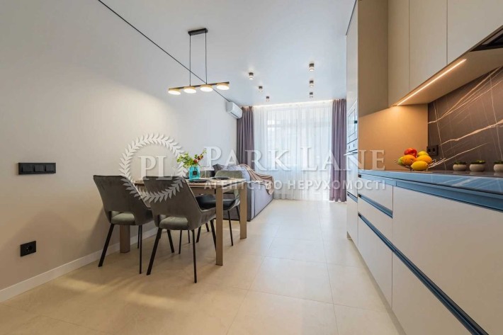 Продаж 2к квартири 70 кв м з новим ремонтом Варшавський 2 Олеся 5 Ретровіль - фото 1