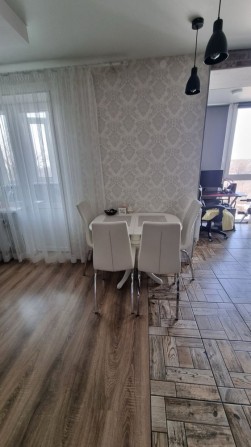 Продам 1 кім. студію  АВТОНОМКА 7/10 цегла вул. Попова - фото 1