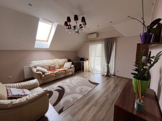 Продаж 2 кімнатної квартири, новобудова біля Дастору Ужгород