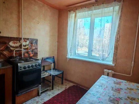 Продам 1 комнатную под ремонт КОСИОРА Днепр