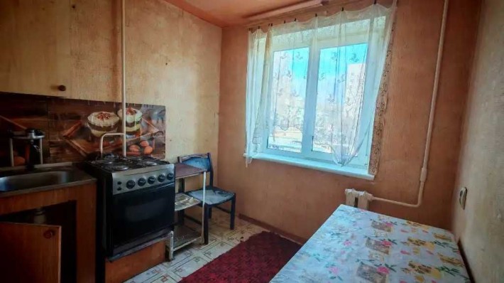 Продам 1 комнатную под ремонт КОСИОРА - фото 1