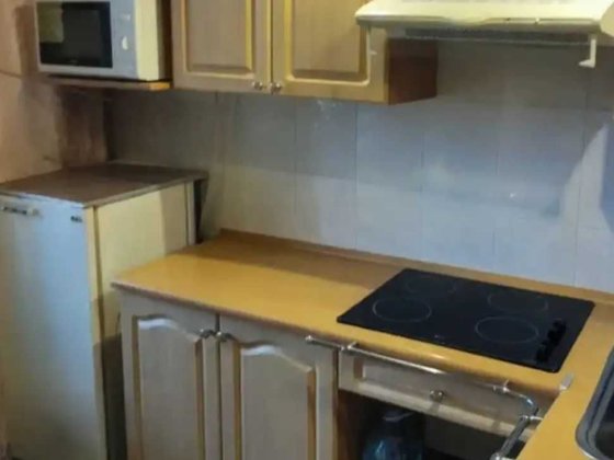 2 кім на середньоу поверсі з кухнею 9 м на НАУКИ (719351)