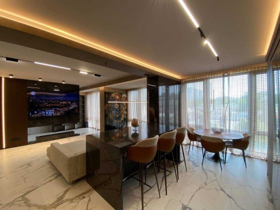 Продам 4-к студия в КД Консоль район парка Шевченко Дніпро