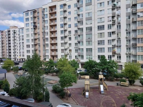 Продам 2-комн квартиру в районе Семейная ул. Днепр