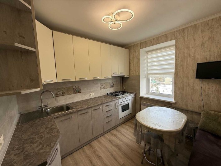 Продаж 2к квартира ремонт АГВ Вишенька - фото 1