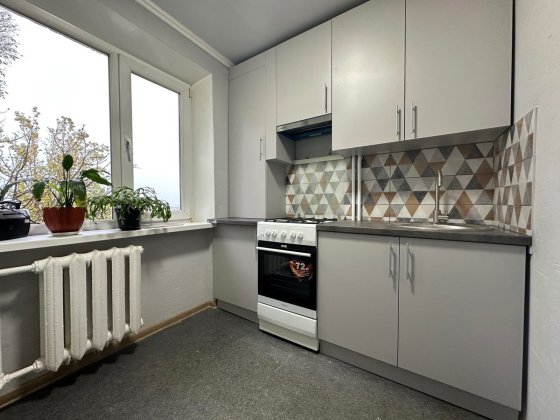 Продам 2-ух ком квартиру р-н Поля Парк Глобы / Пушкина Дніпро