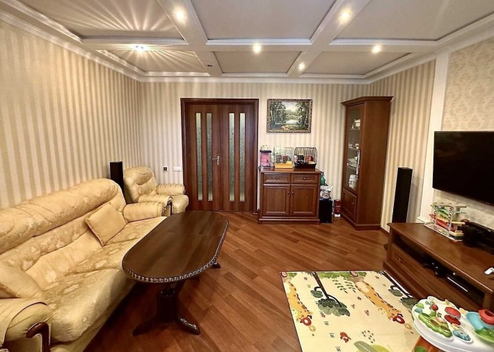 3-к квартира з меблями та автономним живленням - фото 1