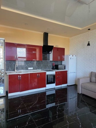 Продам 2 кімнатну квартиру, ЖК Баку, Староказацкая, Д. Яворницького - фото 1