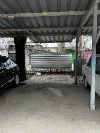 Крита парковка  на жоліо-кюрі - фото 1