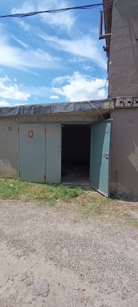 Гараж Гравітон, р-н вул.Руська, кооператив  N 7,напроти БудМакса - фото 1