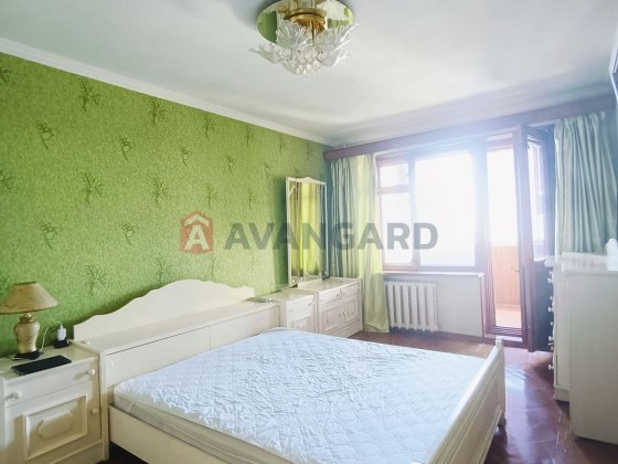 Продам 4 кімнатну квартиру ж.м.Покровський, 88 м2, 60.000$ Днепр