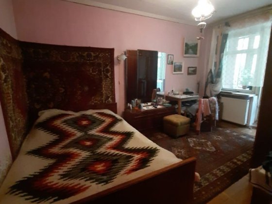 Продаж 2кім квартири, центральна частина міств Ужгород