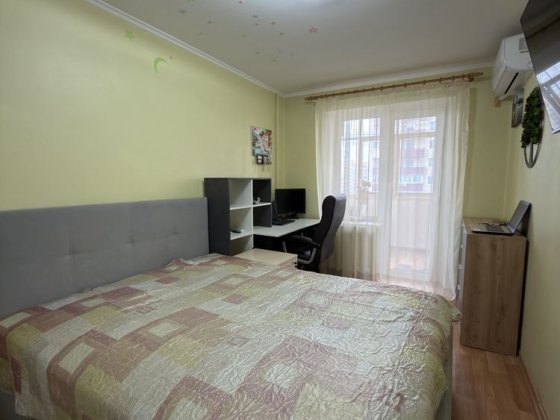 У продажу 3к квартира на Ж/М червоний камінь Днепр