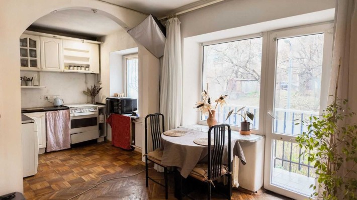 Печерський р-н.Бастіонна,13  Ботанічний сад 3хв. ремонт.Без комісії. - фото 1