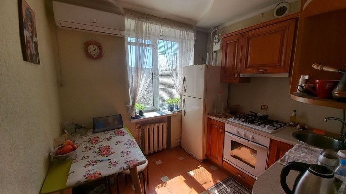 Продаж 2 кімн квартири в тихому центрі - фото 1