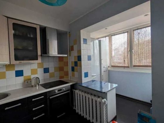 Продаж хорошої 2-кімнатної квартири | 1 поверх | 53м² | район ПЗР | по вул. Тараскова Черкаси