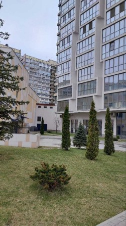 Продам 3 кімн.квартиру в ЖК Рибінський, пр.Науки, ТРЦ Дафі - фото 1