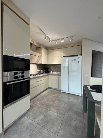 Продам квартиру в ЖК Салют / Бульвар Славы / Победа - фото 1