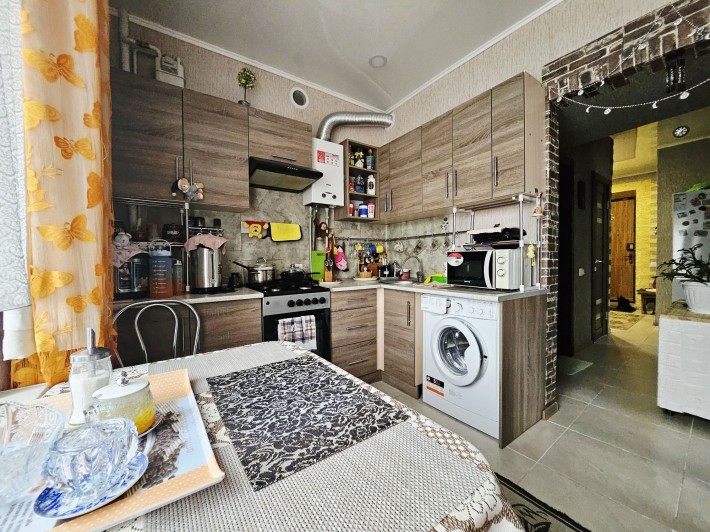 Продаж 2к сталінки, світлої і затишної вул.Робоча - фото 1