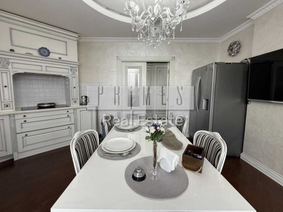 Продаж 4к квартири, вул. Гмирі Бориса, 8Б, Генератор