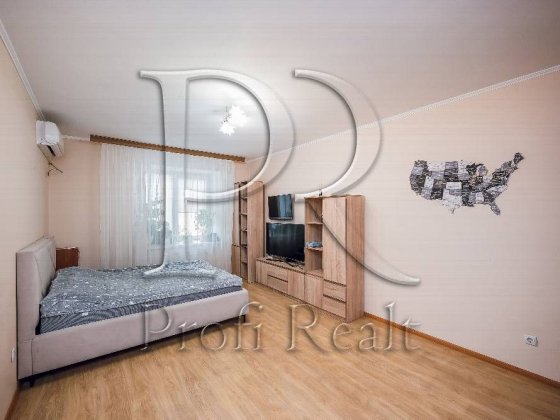 Продаж 1к квартири ЖК Садовий Комбінатна Дениса Рачінського Каховський