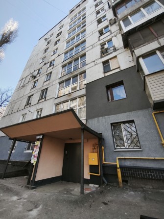 В продажу 3х кв Тополь1 з меблями та технікой - фото 1