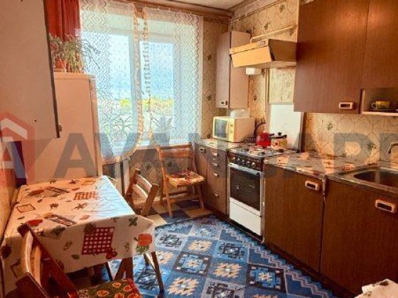 3к квартира. Средний 4й этаж. Кирпичный дом. пр.Слобожанский 39900$ Днепр