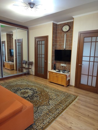 Продається 4х кім.сталінка в парковій зоні - фото 1