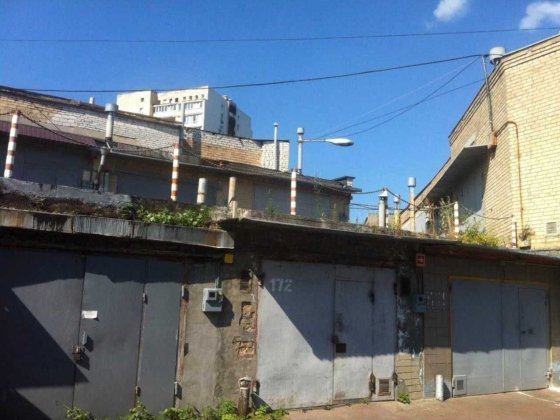 Продається приватизований гараж 20м2, район Львівської площі Київ
