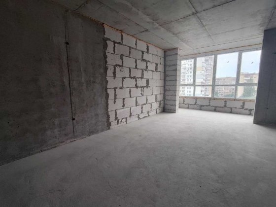 Продаж великої однокімнатної квартири в новобудові, вул. Припортова, 32 Черкассы