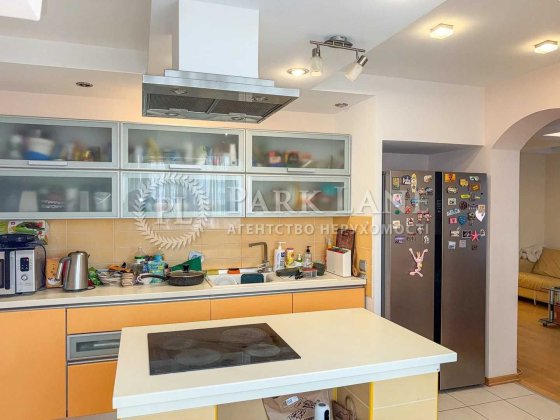 продаж квартири 3к 10пов 91м вул. Урлівська 5 Київ