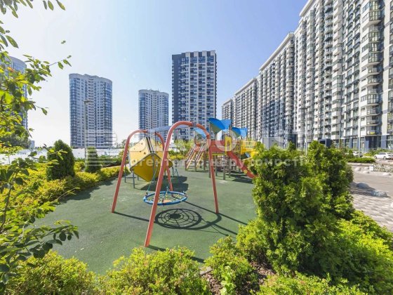 Продаж 1кім квартири 43кв.м. 4-й поверх ЖК Зарічний метро Славутич